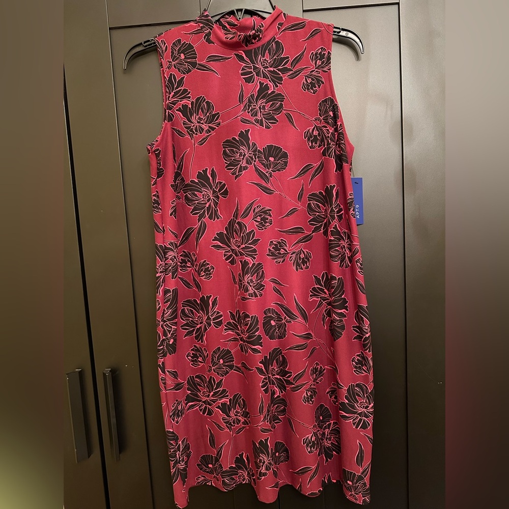 NWT maroon and black floral Apt. 9 dress, size large.